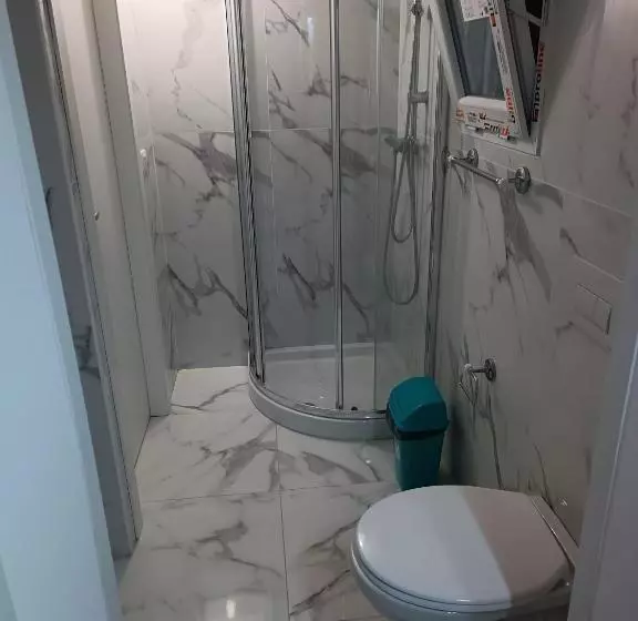 ベッドアンドブレックファースト Locazione Turistica 2