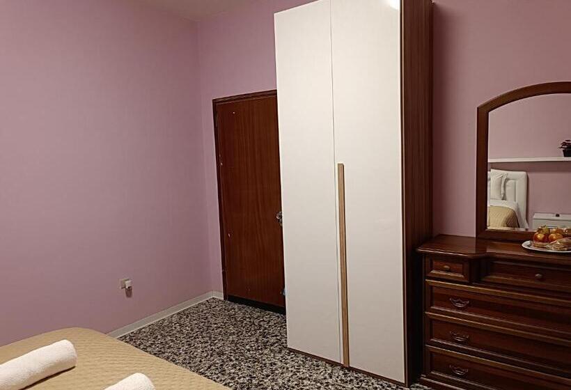 تختخواب و صبحانه Locazione Turistica 2