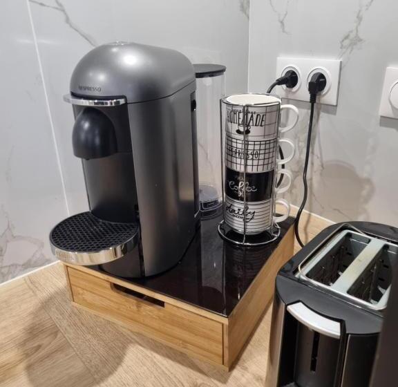 تختخواب و صبحانه Maison Centre Ville Avec Jardin