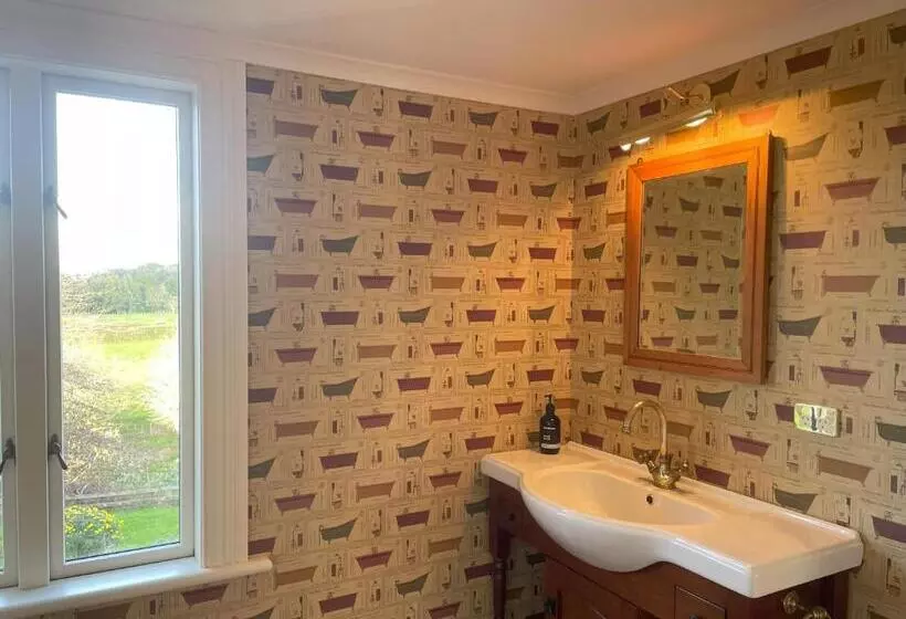 Aamiaismajoitus (B&B) The Loft At Henton Lodge