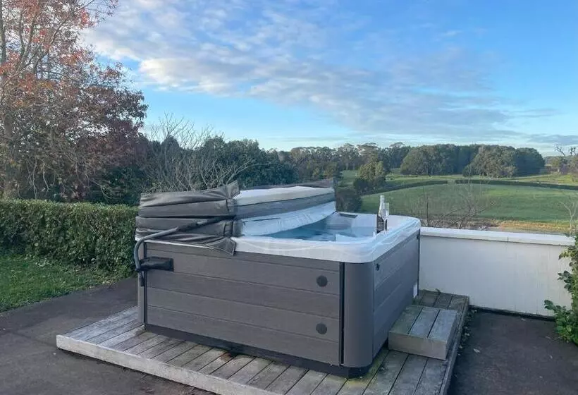 Aamiaismajoitus (B&B) The Loft At Henton Lodge