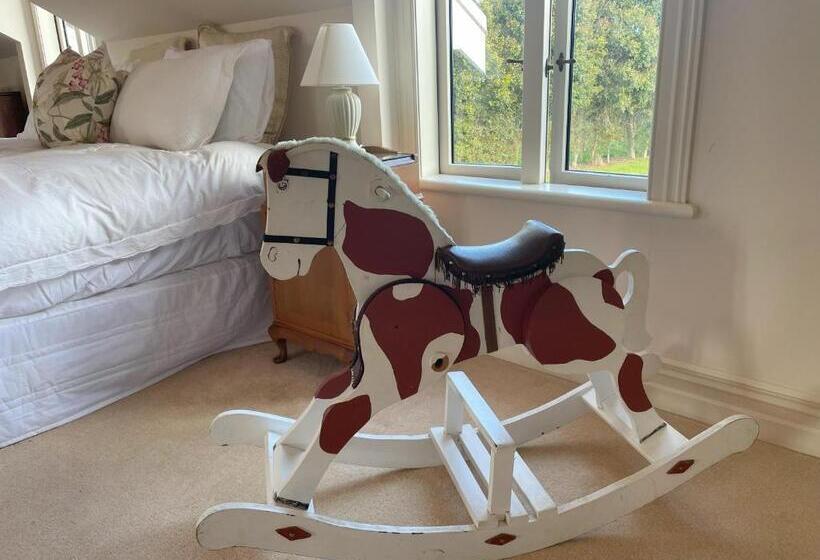 مبيت وإفطار The Loft At Henton Lodge