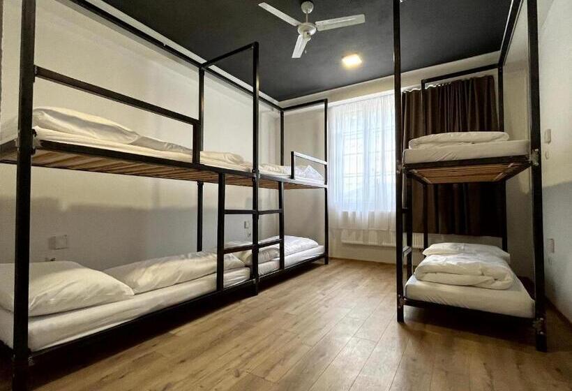 Hostel Waltz
