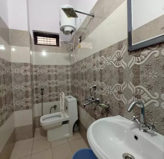 Hotelli Abhishek Guest House