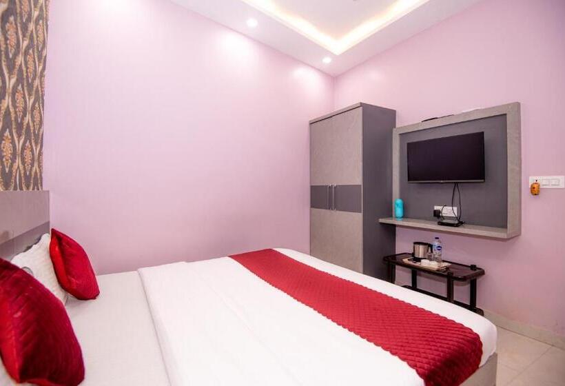 Hotel Ayodhaya Near By Ram Mandir