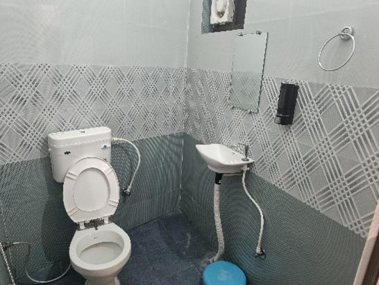 Hotel Ayodhaya Near By Ram Mandir