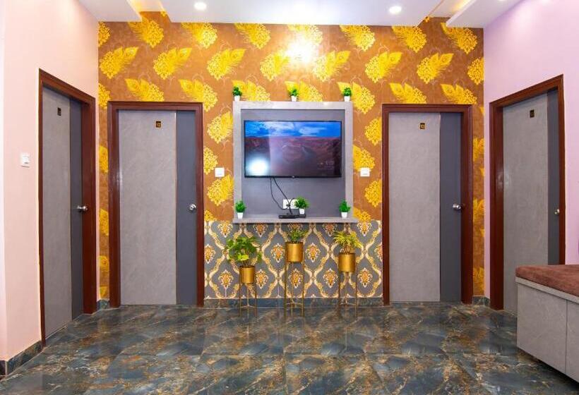 Hotel Ayodhaya Near By Ram Mandir