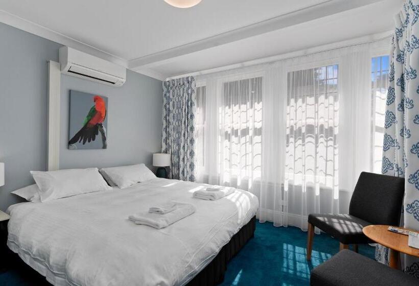 호텔 Eastview Estate