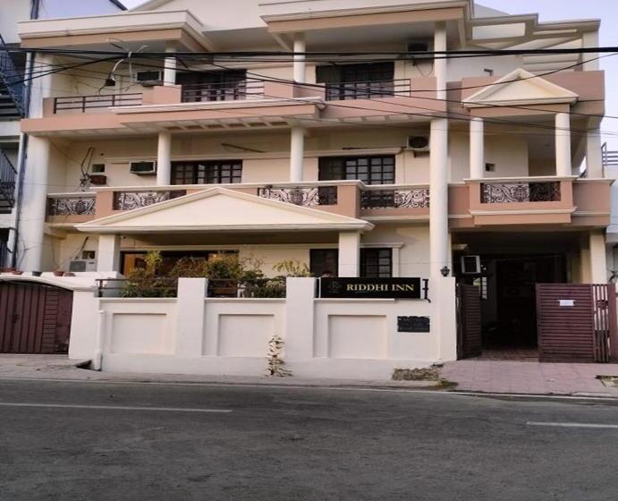 هتل Riddhi Inn