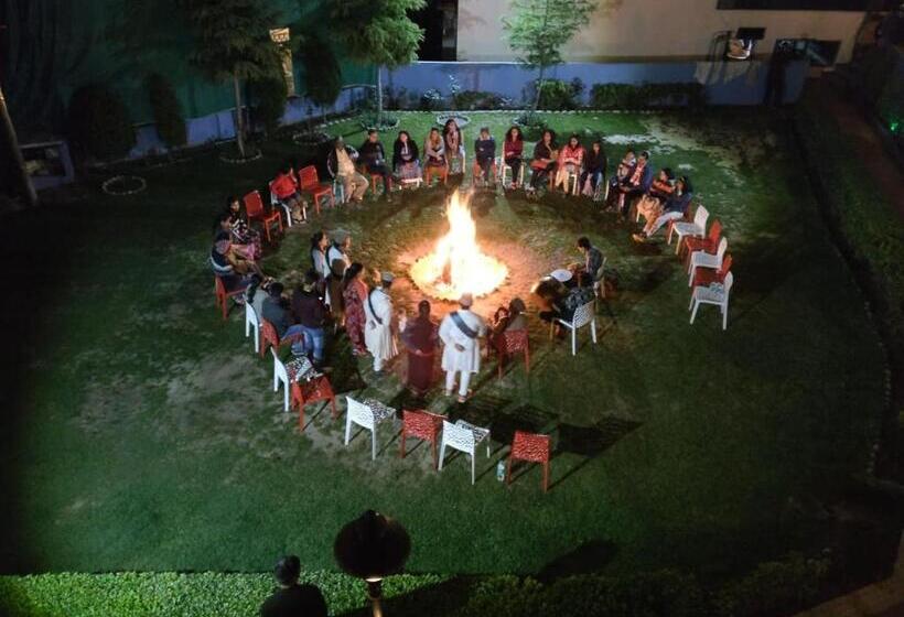 Hotel Soil Wet Guest House