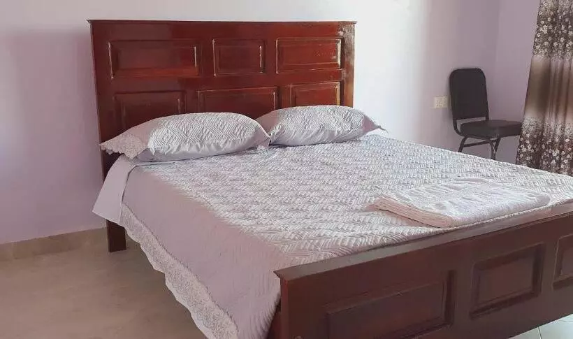 هتل Amen Guest House Near Airport