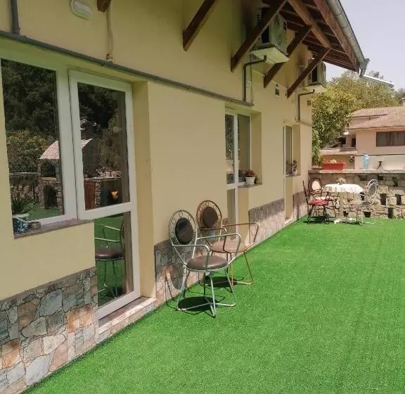 پانسیون Coastalguest House