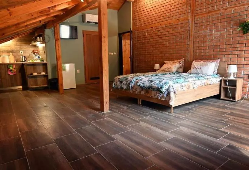 پانسیون Coastalguest House