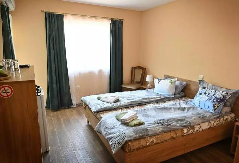 پانسیون Coastalguest House