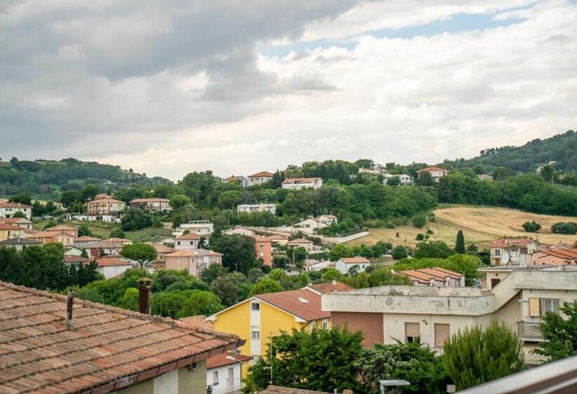 펜션 Vento Del Conero