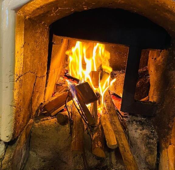 צימר Grymsby Holiday Bungalow