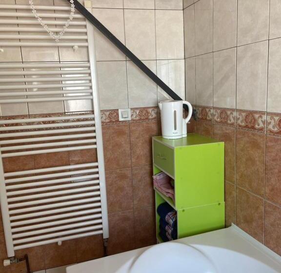 تختخواب و صبحانه Le Grand Logis