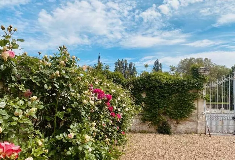 Aamiaismajoitus (B&B) Maison Adrienne