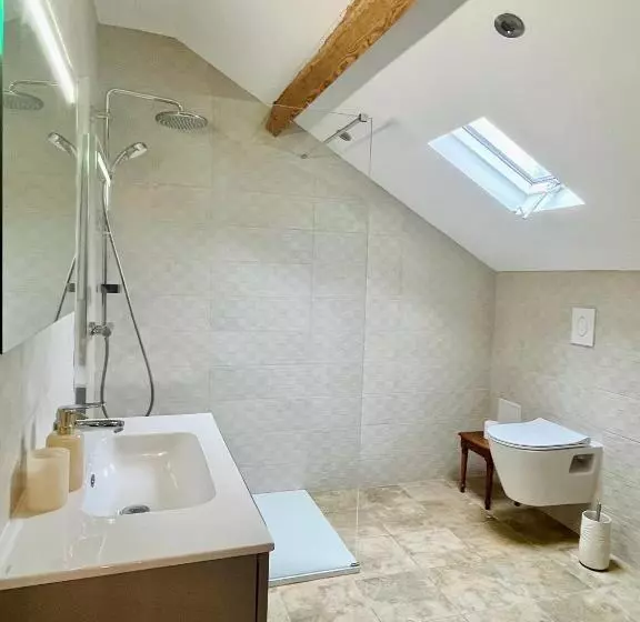 Aamiaismajoitus (B&B) Maison Adrienne