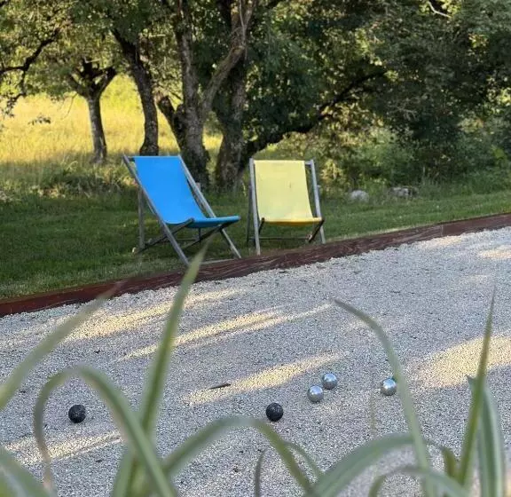 Aamiaismajoitus (B&B) Sous La Glycine