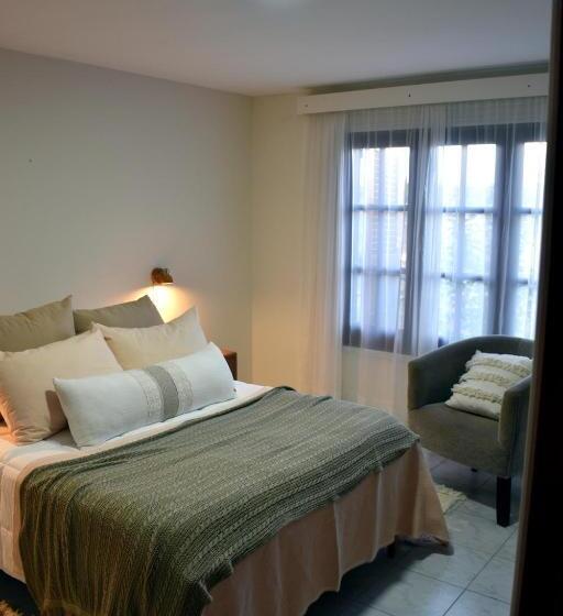 Отель Casablanca Melo, Córdoba, Argentina