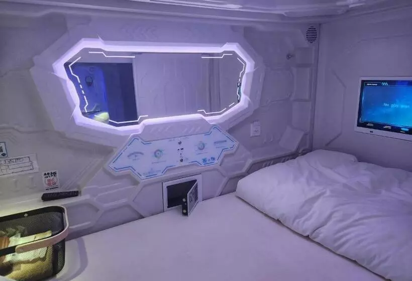 Kapselihotelli Galaxy Pod