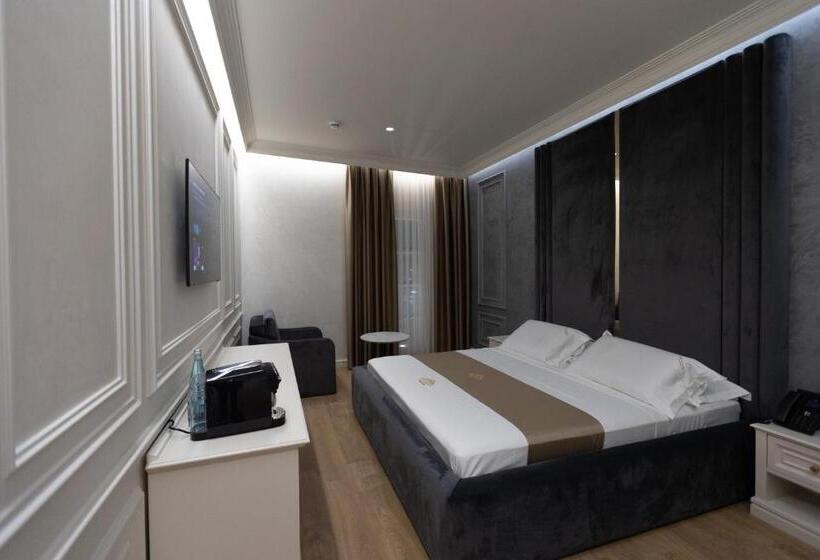 هتل King & Queen Boutique