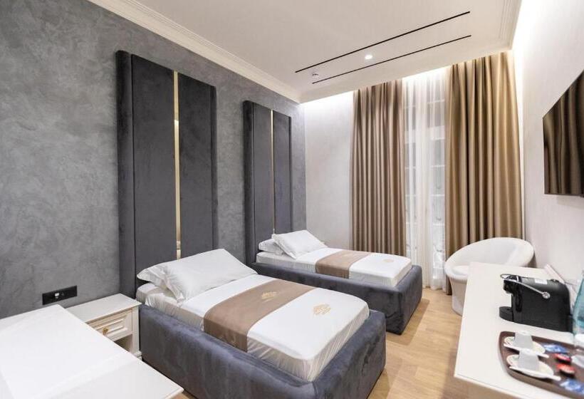 هتل King & Queen Boutique