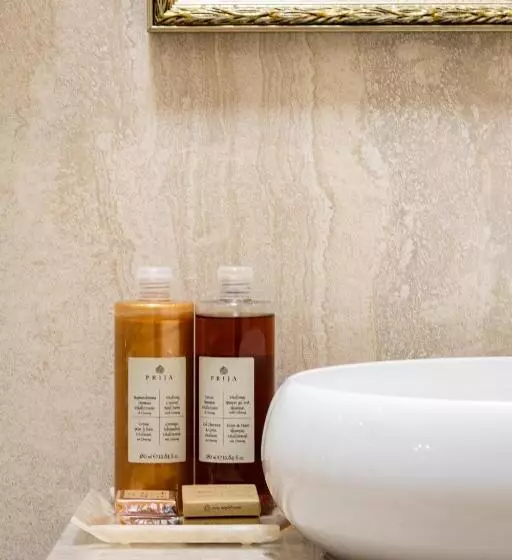 ホテル King & Queen Boutique