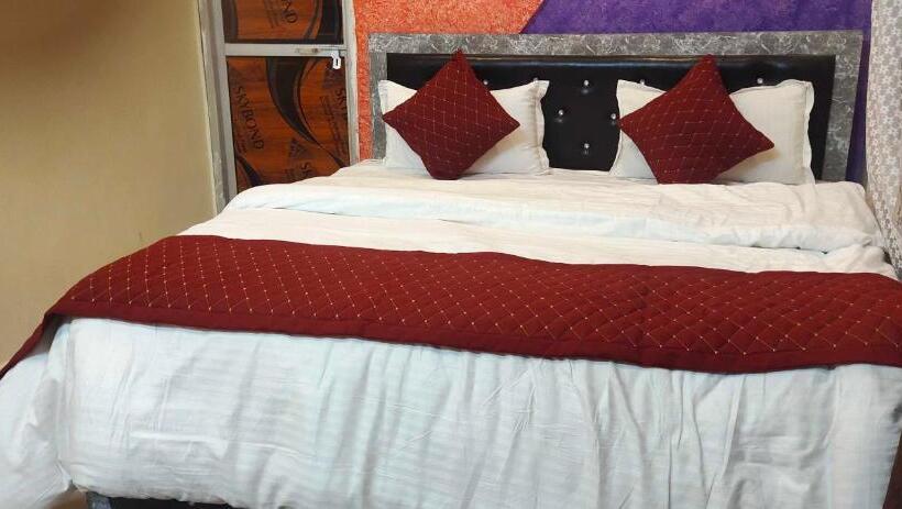 Super Hotel O Suryavanshi Palace