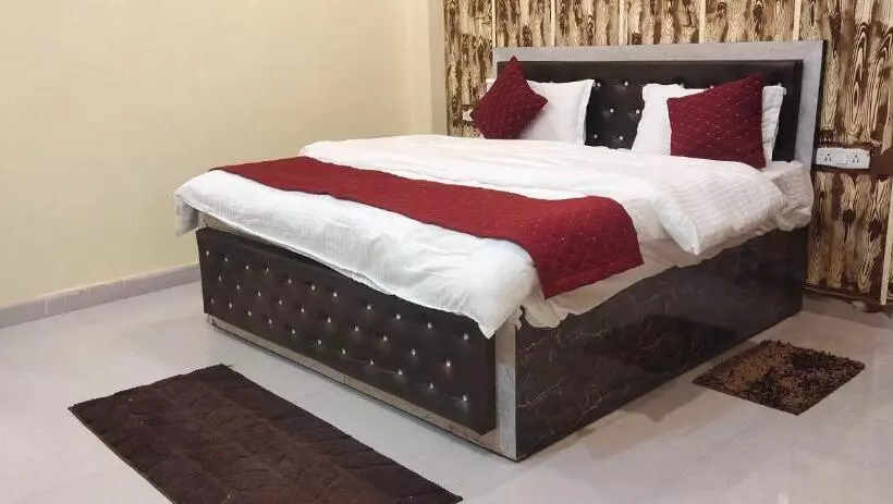 Super Hotel O Suryavanshi Palace