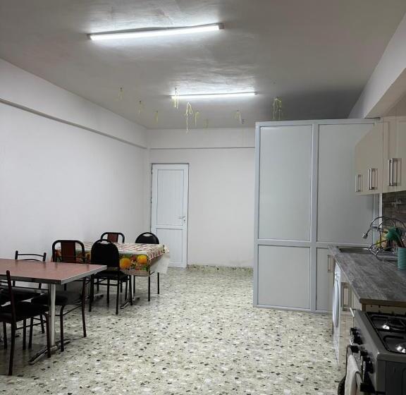 پانسیون Guest House Vache