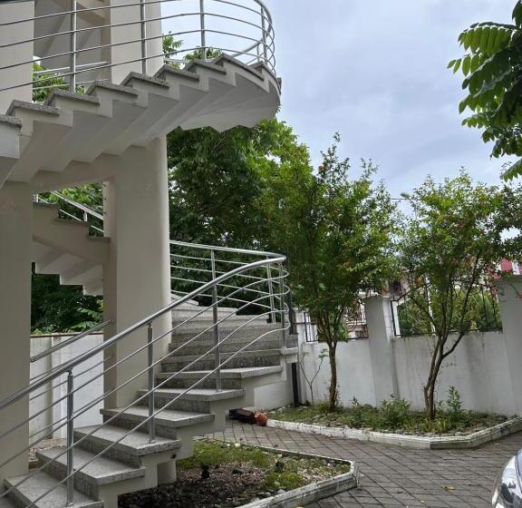 پانسیون Guest House Vache