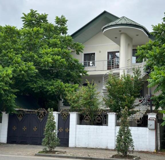 پانسیون Guest House Vache