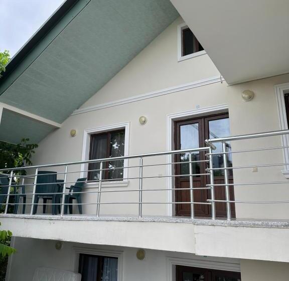 پانسیون Guest House Vache