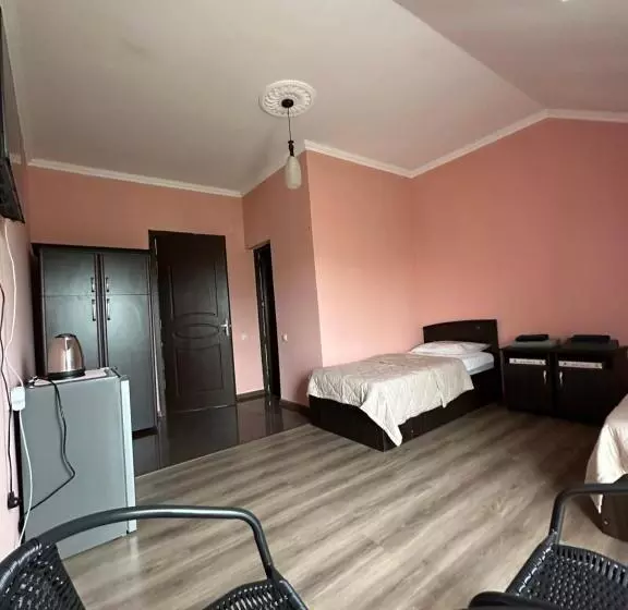 پانسیون Guest House Vache