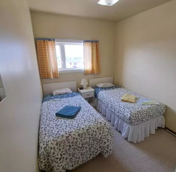 Polar Bear Bed And Breakfast