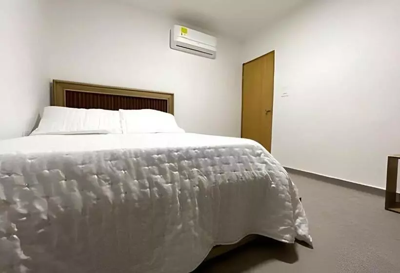 Retkeilymaja Gl Hostal Habitacion Familiar