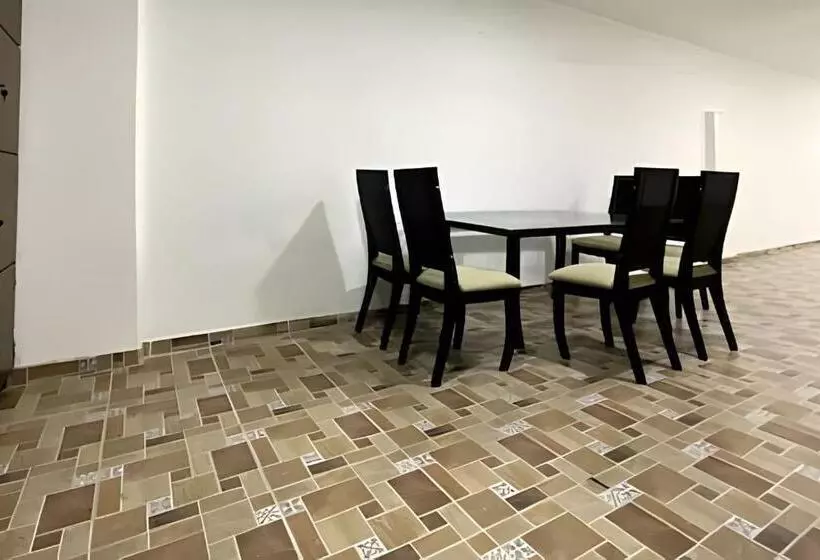 Retkeilymaja Gl Hostal Habitacion Familiar