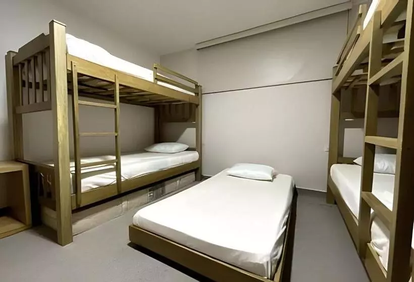Retkeilymaja Gl Hostal Habitacion Familiar