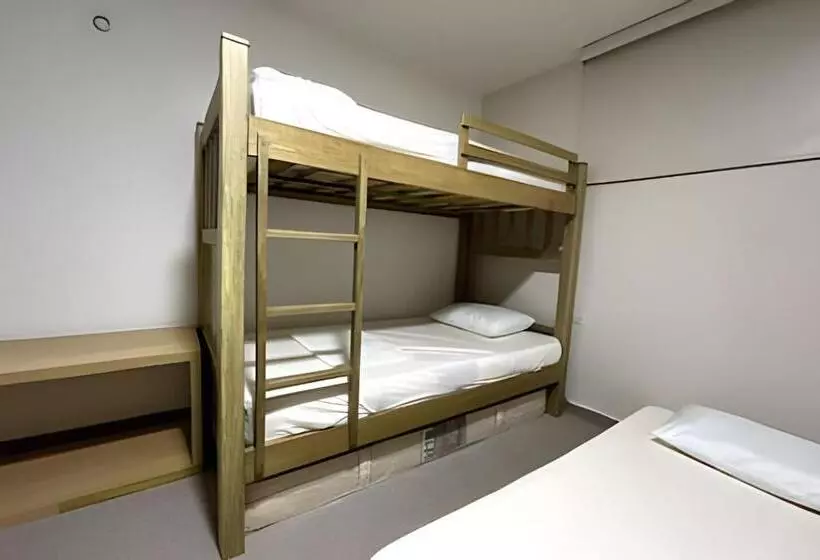 Retkeilymaja Gl Hostal Habitacion Familiar