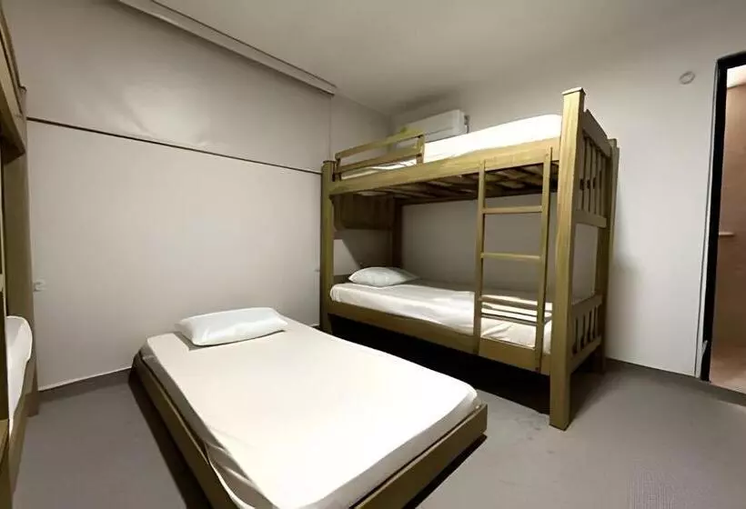 Retkeilymaja Gl Hostal Habitacion Familiar