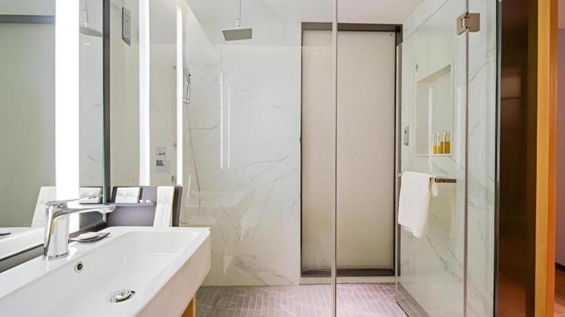 Borrman Hotel Zhaoqing Sihui Tianguangxu Jade City