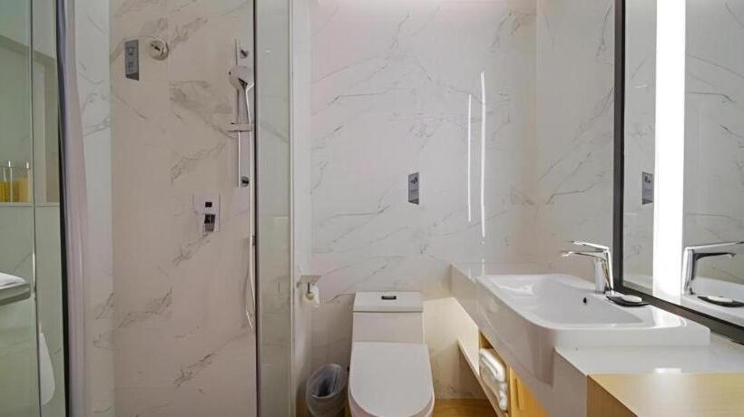 Borrman Hotel Zhaoqing Sihui Tianguangxu Jade City