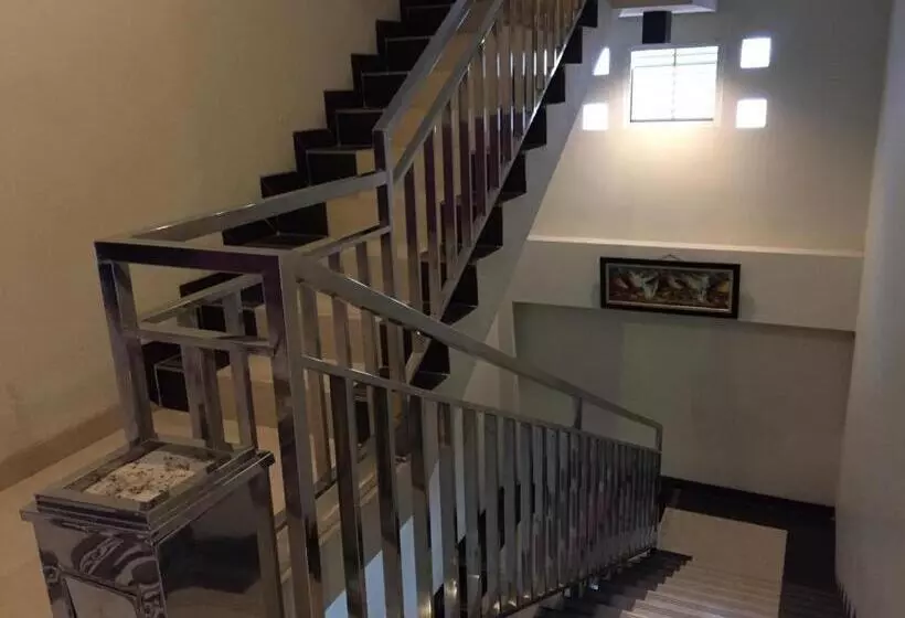 Guest Hotel Manggar