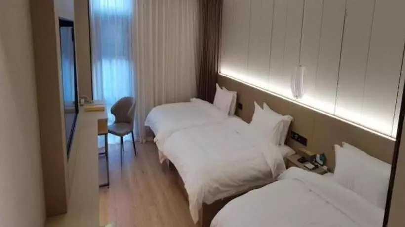 Gya Hotel Jurong England International