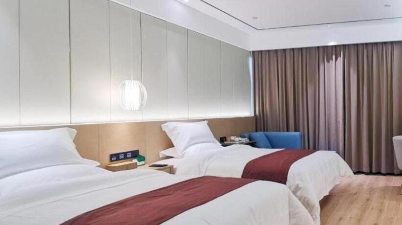 Gya Hotel Jurong England International