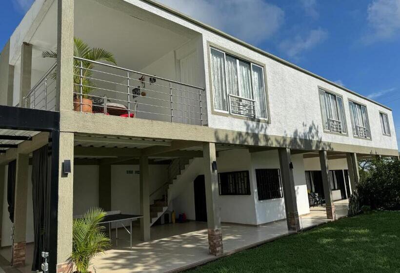 هتل Casa Zarigueya