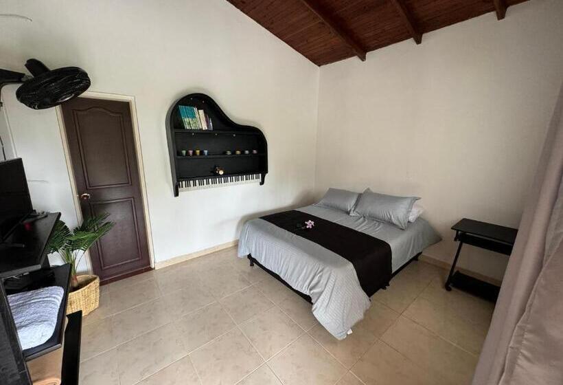 هتل Casa Zarigueya