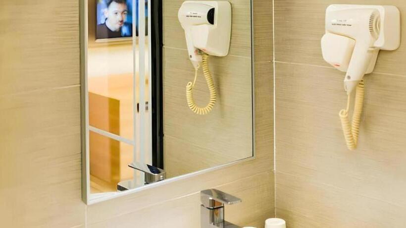 Hotelli City Comfort Inn Guilin Longsheng